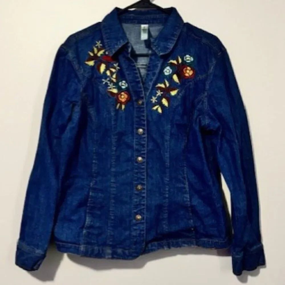 Woman's Decorated Originals Long Sleeve Button Up Jean Jacket Color Blue Size M